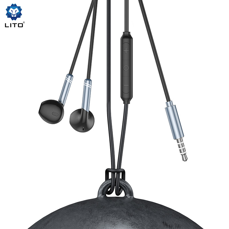 durable wired earphones